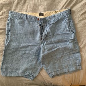 Men’s linen shorts